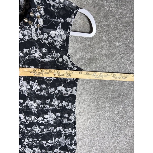 Social Misfits Sheer Skulls Studded Collar Button Up Top Womens Size Small Goth - Picture 10 of 11